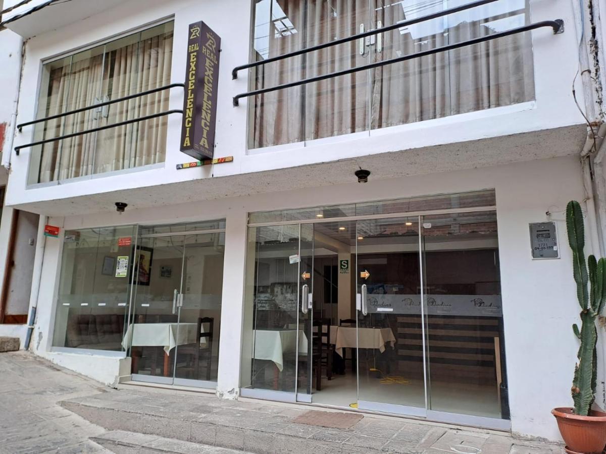 Real Excelencia Hotel Aguas Calientes Luaran gambar